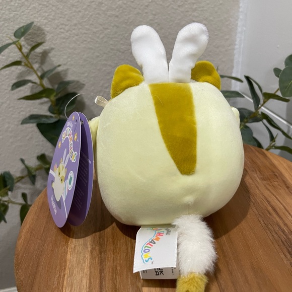 NWT squishmallow “Nettie” Easter sugar glider first to market 4” squish - Picture 4 of 5